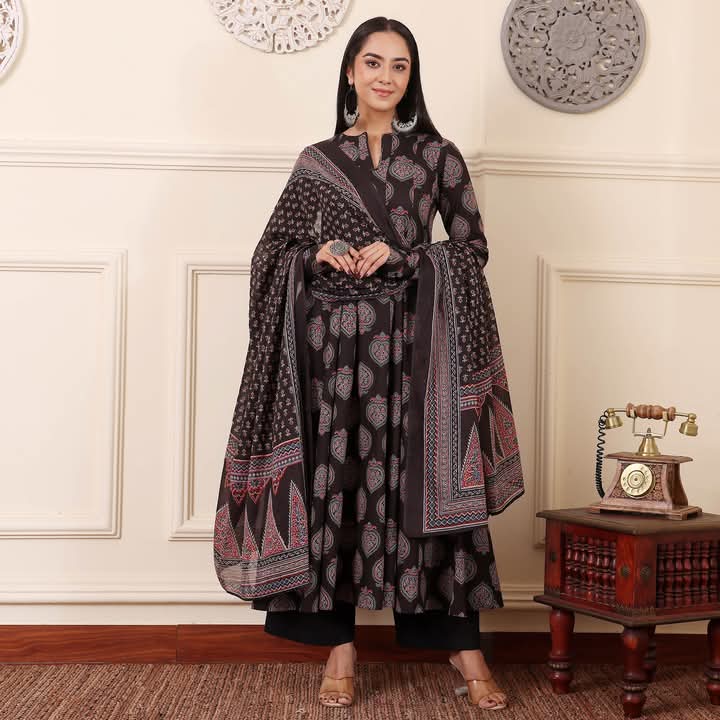 Boshon Namira Cotton Suit Set