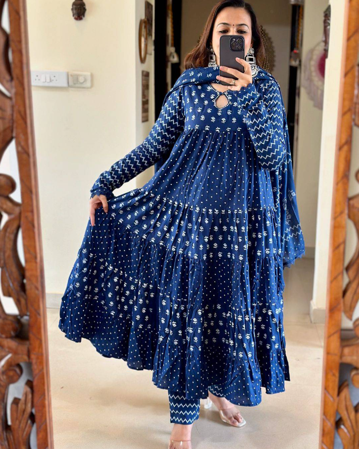 Tara Full Sleeves Heavy Ghera Anarkali Dress