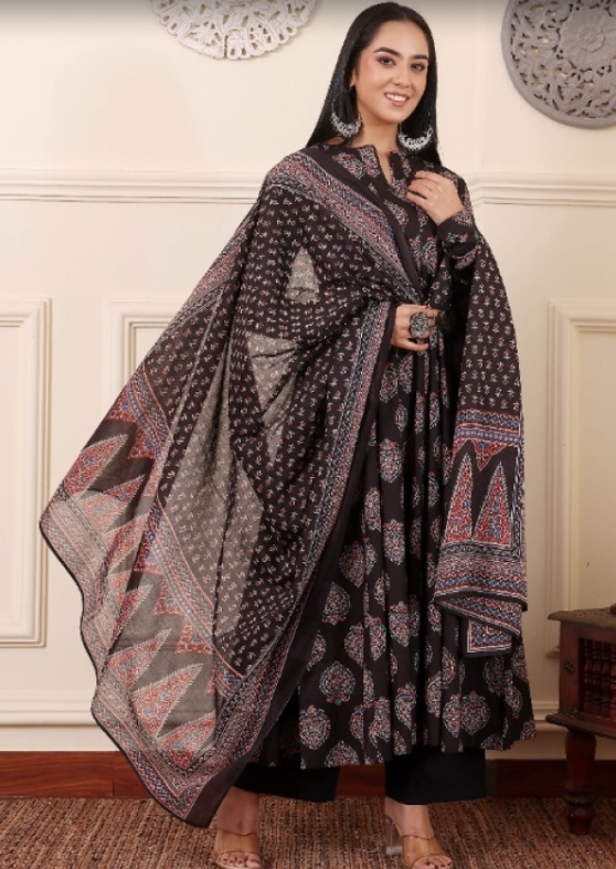 Boshon Namira Cotton Suit Set