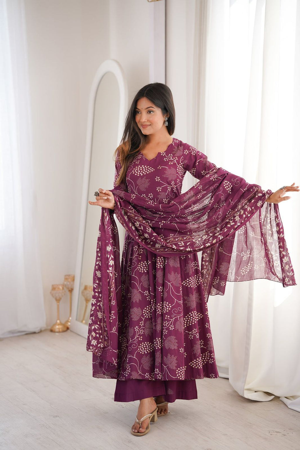 Jamuni Adaah Classic Floral Printed Suit Set