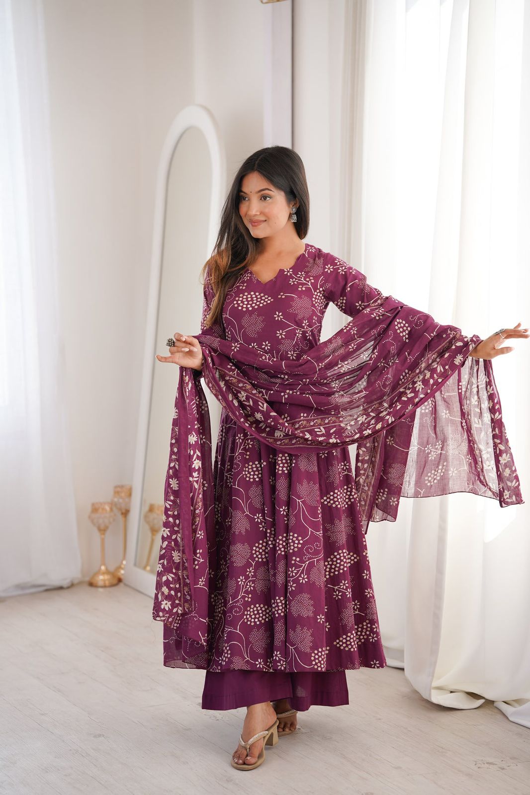 Jamuni Adaah Classic Floral Printed Suit Set