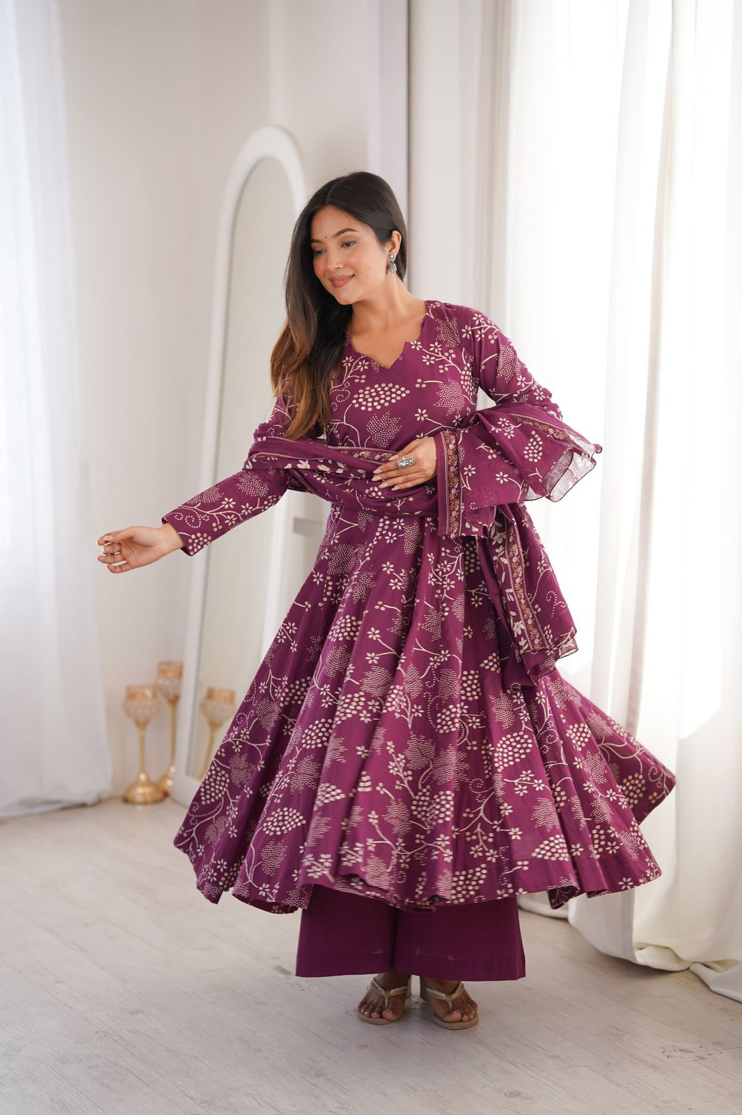 Jamuni Adaah Classic Floral Printed Suit Set