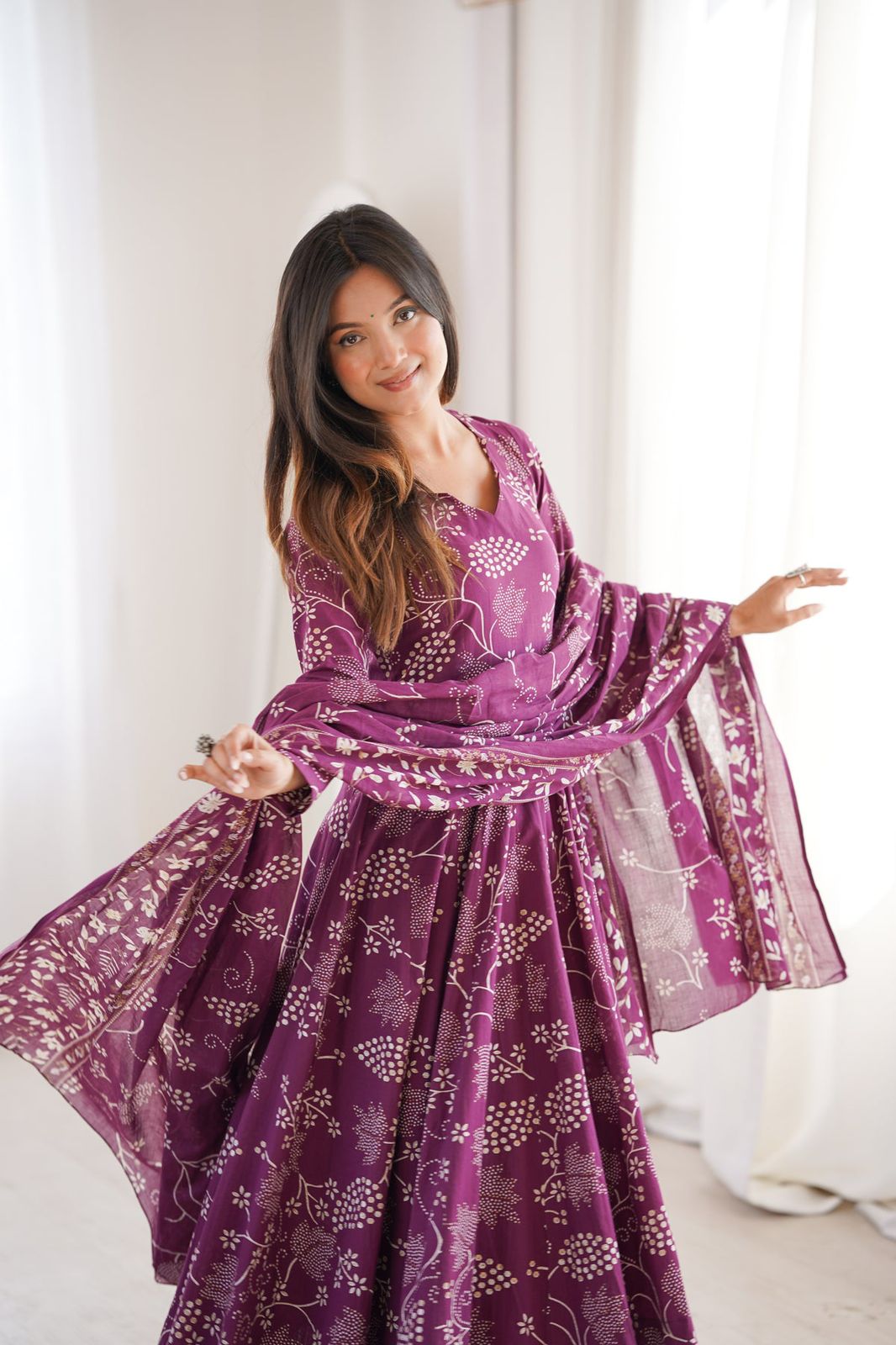 Jamuni Adaah Classic Floral Printed Suit Set