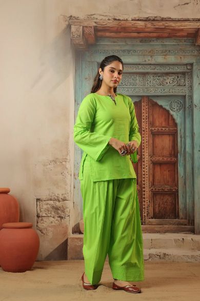 Green Stylish Cotton Kurta Set – 2-Piece
