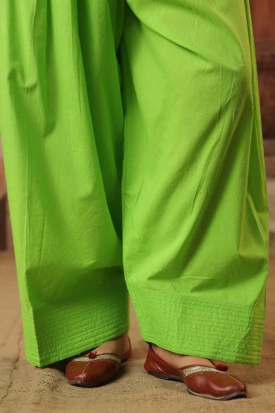 Green Stylish Cotton Kurta Set – 2-Piece