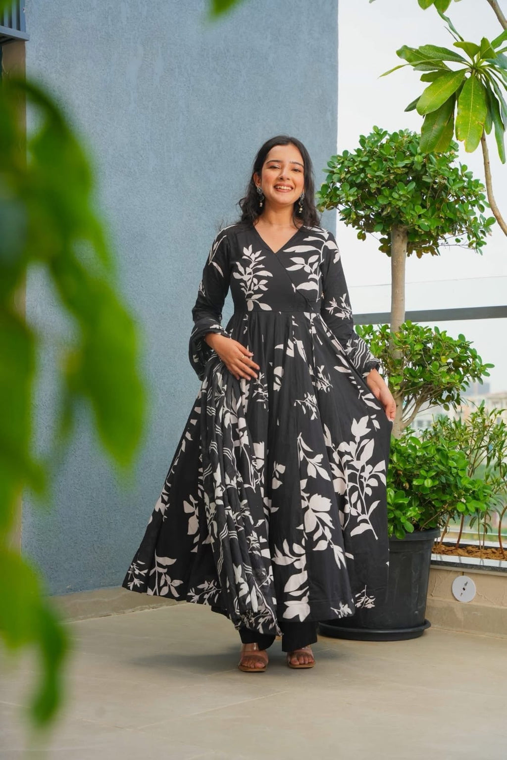 Mehrunissa Black Cotton Suit Set